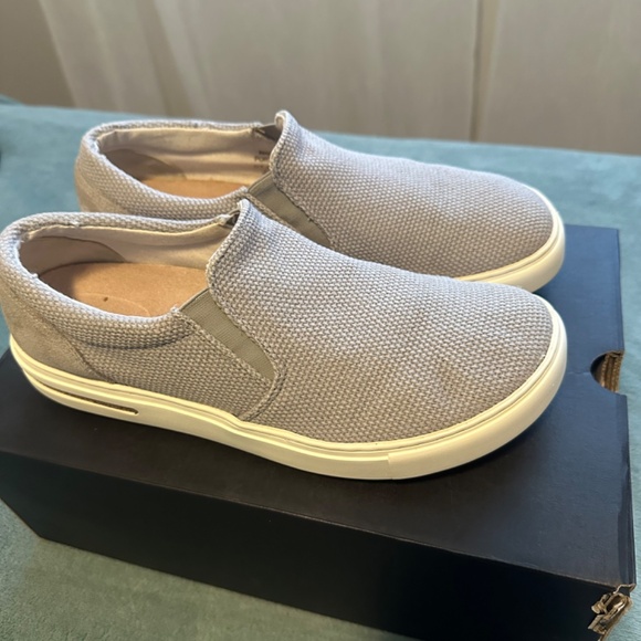 BIRKENSTOCK size 8 men , 10 women 41 26.5cm like new, price 60$ New price 180$ - Picture 6 of 9